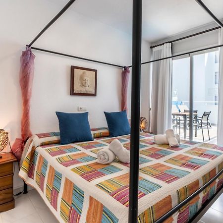 Apartamentos Cel Blau Santa Eulalia del Río Exterior foto